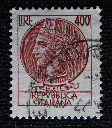 ISTANBUL, TURKEY - JANUARY 02, 2021: Italian stamp shows Italiaのeditorial素材