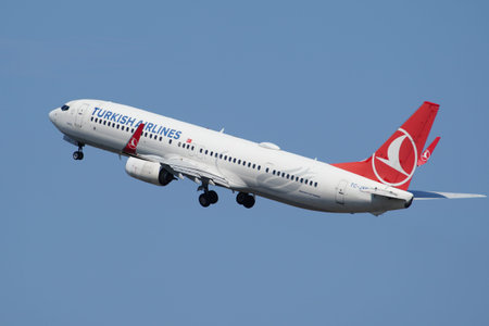 ISTANBUL, TURKIYE - JULY 19, 2025: Turkish Airlines Boeing 737-9F2ER (40977) take-off from Istanbul...