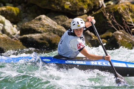 BANJA LUKA, BOSNIA AND HERZEGOVINA - JULY 16: Competitor NURIA VILARRUBLA from SPAIN competes at European Junior and U23 Canoe Slalom Championships on July 16, 2011 in Banja Luka, Bosnia and Herzegovina. The event is from July 14-17, 2011.のeditorial素材