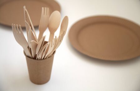 Eco paper plate on empty white backgroundの写真素材