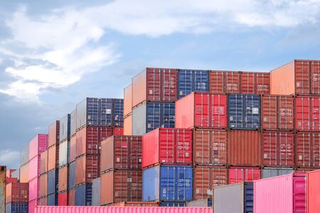 Container Division In the boat challenge to wait for exportのeditorial素材