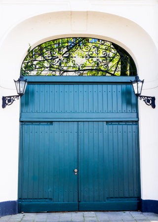 garage door