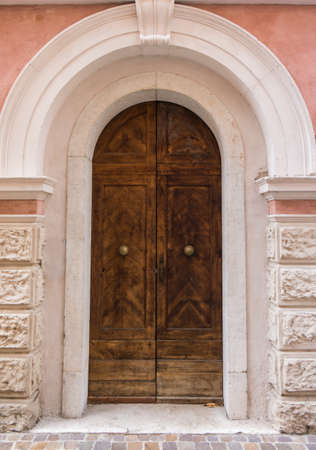 brown wood old doorの写真素材