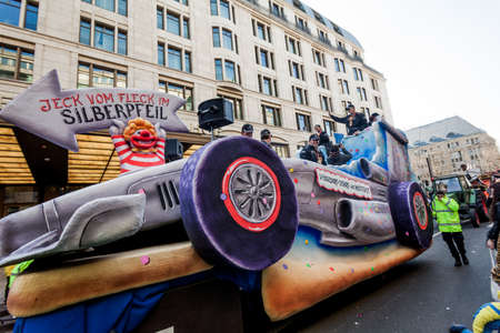 DUSSELDORF, GERMANY - MARCH 13, 2016: Shot at Carnival parade in city center on march 13, 2016 Dusseldorf, Germanyのeditorial素材