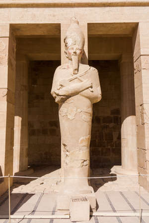 The temple of Hatshepsut near Luxor in Egypt.  Statues on facade of palace of Hatshepsutのeditorial素材