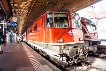 Zurich, Switzerland - 31 October, 2016: a locomotive at Zurich main railway station. Zurich main railway station is the largest railway station in Switzerland. The SBB CFF FFS train is stationed in Zurich Hauptbahnhof platformのeditorial素材