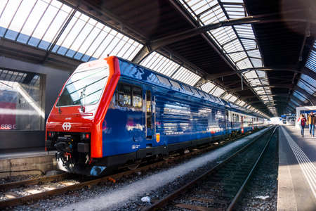 Zurich, Switzerland - 31 October, 2016: a locomotive at Zurich main railway station. Zurich main railway station is the largest railway station in Switzerland. The SBB CFF FFS train is stationed in Zurich Hauptbahnhof platformのeditorial素材