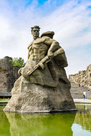 Russia, Volgograd - August 27, 2021: Sculpture Motherland Calls - compositional center of monument-ensemble to Heroes of Battle of Stalingrad on Mamayev Kurganのeditorial素材
