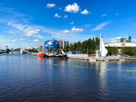 KALININGRAD, RUSSIA. 28 August, 2020: The Pregolya River with an exposition of the Museum of the World Ocean on the shoreのeditorial素材