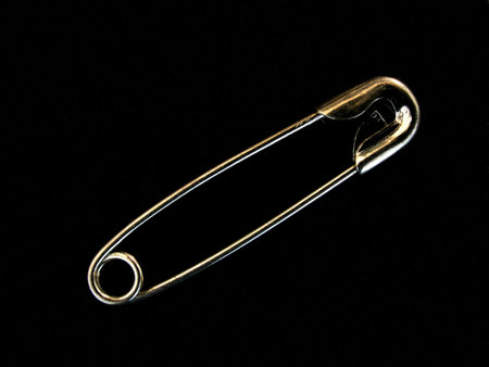 safety pin       