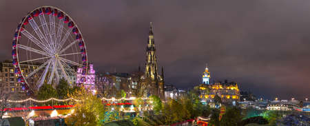 Edinburgh, Scotalnd, UK - November 14, 2016: Edinburgh skyline at nightのeditorial素材