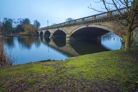 Long exposure of the serpentine bridge at Hyde park, Londonのeditorial素材