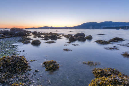 Sunset from Kitsilano promenade, Vancouver Canadaのeditorial素材