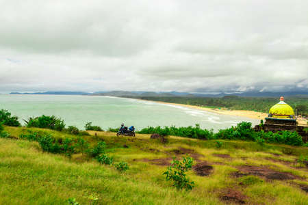mountain top view of sea shore with clouded sky image is taken at gokarna karnataka india.の写真素材