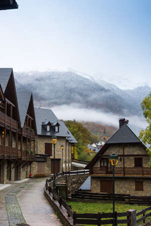 Typical village of the Pyrenees, where the first snowfalls are already falling in autumn.の写真素材