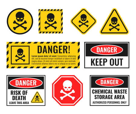 Danger Sign With Scull And Crossbones Warning Icons Setのイラスト素材 ストックフォト 写真素材 のstock Foto ストックドットフォト