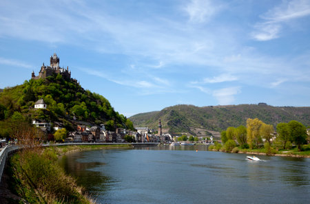 View of Cochem in the Mosel valley with Reichsburg castleのeditorial素材