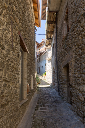 Narrow cobbled alley at the village of Pozzola, Domaso, Lombardy,, Italyの写真素材