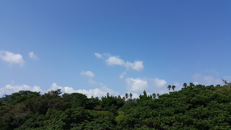 Blue sky and wonderful mountainの写真素材