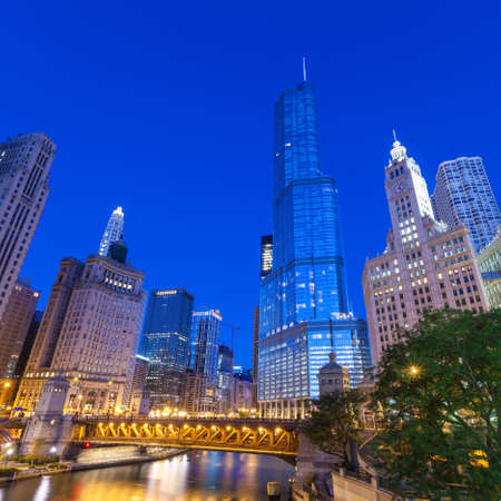City of Chicago. Image of Chicago downtown and Chicago River with bridges at twilight.の写真素材