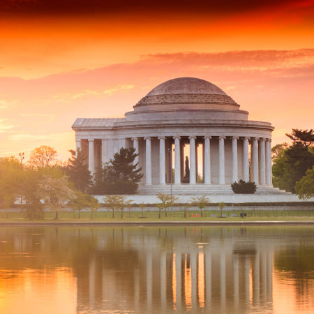 the Jefferson Memorial during the Cherry Blossom Festival. Washington, DCのeditorial素材