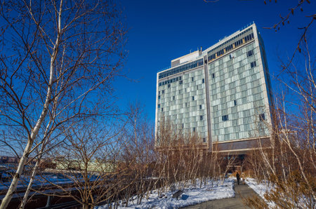 NEW YORK CITY-February 10: High Line Park in NYC on Feb. 10, 2014. In 2009 this former elevated freight railroad spur on NYC's west side opened as an aerial park garden and continues to expand.のeditorial素材