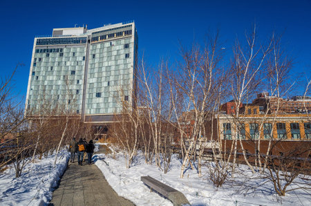 NEW YORK CITY-February 10: High Line Park in NYC on Feb. 10, 2014. In 2009 this former elevated freight railroad spur on NYC's west side opened as an aerial park garden and continues to expand.のeditorial素材