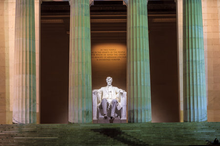 Lincoln Memorial at Dawnのeditorial素材