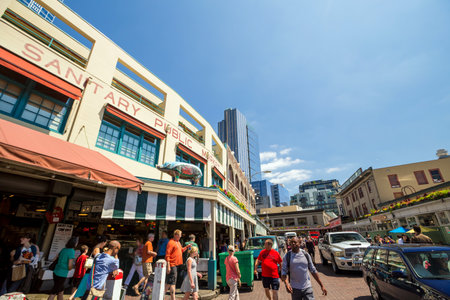 SEATTLE - JULY 5: The Public Market Center also known worldwide as Pike Place Market in Seattle, Washington on July 5, 2014.のeditorial素材
