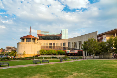 NASHVILLE - August 1: Country Music Hall of Fame and Museum August 1, 2014 in Nashville, TN. It opened in 1961 and preserves the evolving history and traditions of country music.のeditorial素材
