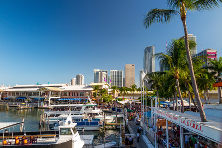 MIAMI - August 8 : View of Miami Marina and Bayside Marketplace in August 8, 2014.  The marina was completely rebuilt and reopened in 1997のeditorial素材