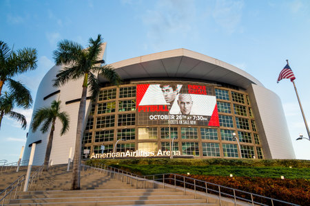 MIAMI - August 9 : American Airlines Arena in Miami as seen on August 9, 2014. It is home to National Basketball Association team - the Miami Heat. The arena has a maximum capacity of 19,600.のeditorial素材