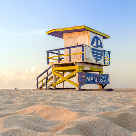 Colorful Lifeguard Tower in South Beach, Miami Beach, Floridaのeditorial素材