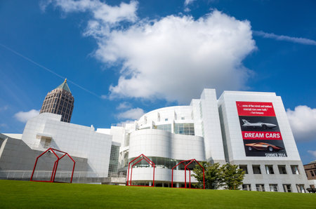 Atlanta - August 4 : High Museum of art in midtown Atlanta on August 4, 2014. Located on Peachtree Street in Midtown, the city's arts district, the High is a division of the Woodruff Arts Center.のeditorial素材