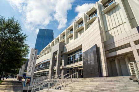 Atlanta - August 10: Woodruff Arts Center building in midtown Atlanta on August 4, 2014. Woodruff Arts Center is a major visual and performing arts center located in Atlanta.のeditorial素材