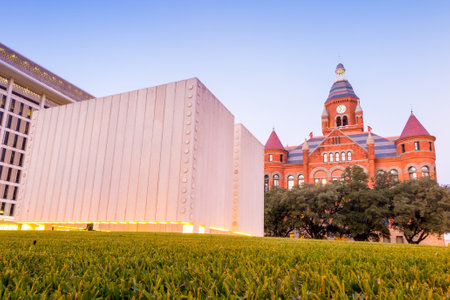 DALLAS, TEXAS-SEPTEMBER 25: John Fitzgerald Kennedy Memorial in downtown Dallas on September 25. 2014. This simple, concrete memorial to President Kennedy dominates a square in downtown Dallas near where the President was assassinated.のeditorial素材