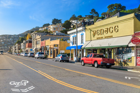 SAN FRANCISCO - October 22: Sausalito city on on October 22, 2014 in San Francisco, USA. Sausalito is a San Francisco Bay Area city in Marin County, California.のeditorial素材