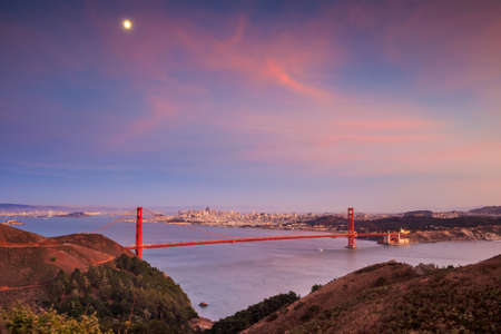 Golden Gate Bridge and downtown San Francisco, USAの写真素材