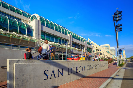 SAN DIEGO, USA - SEPTEMBER 28, 2014: San Diego Convention Center on September 28, 2014
It is located in the Marina district of downtown San Diego near the Gaslamp Quarter.のeditorial素材