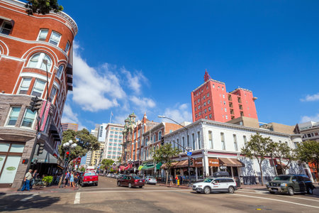SAN DIEGO-SEP 28, 2014: Street of The Gaslamp Quarter in San Diego, on September 28, 2014. The Gaslamp Quarter extends from Broadway to Harbor Drive, and from 4th to 6th Avenue.のeditorial素材