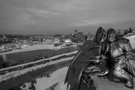 Skyline of downtown Pittsburgh at twilightの写真素材