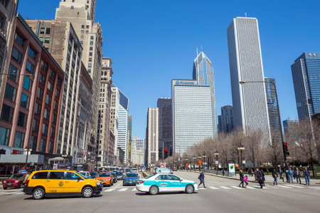 CHICAGO - April 10: Downtown Chicago on April 10, 2015 in Chicago, IL. Chicago  is the third most populous city in the United States, after New York City and Los Angeles.のeditorial素材