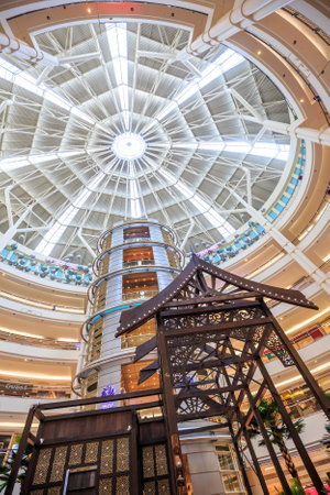 KUALA LUMPUR, MALAYSIA - June 25 : Suria KLCC shopping center on June 25, 2015, Kuala Lumpur, Malaysia. Located in Petronas Twin Towersのeditorial素材