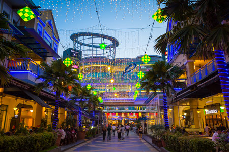 Malaysia, Selangor JUNE 26 : The Curve shopping mall on June 26, 2015 Located in Mutiara Damansara, Petaling Jaya, Selangor, center, shop, resのeditorial素材