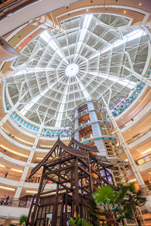 KUALA LUMPUR, MALAYSIA - June 25 : Suria KLCC shopping center on June 25, 2015, Kuala Lumpur, Malaysia. Located in Petronas Twin Towersのeditorial素材
