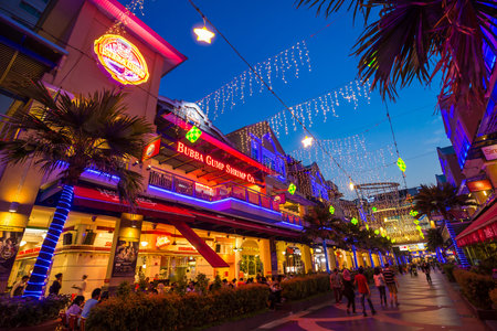 Malaysia, Selangor JUNE 26 : The Curve shopping mall on June 26, 2015 Located in Mutiara Damansara, Petaling Jaya, Selangor, center, shop, resのeditorial素材