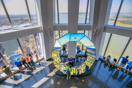 NEW YORK - MAY 29 : ONE  WORLD OBSERVATORY grand opening day on May 29, 2015. It  is open year round. Starting May 29th until September 7th from 9 a.m. until midnightのeditorial素材