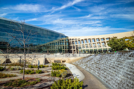 SALT LAKE CITY, UTAH - OCTOBER 1: EXterior of the contemporary Salt Lake City Public Library on October 1, 2015 in Salt Lake City, Utah USAのeditorial素材