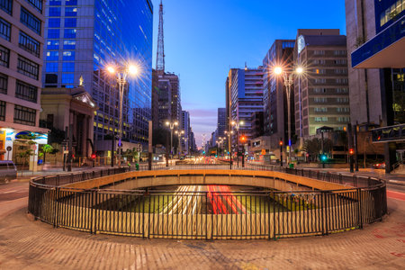 Paulista Avenue at twilight in Sao Paulo, Brazilのeditorial素材