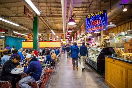 PHILADELPHIA - OCT 20:Reading Terminal Market in Philadelphia, USA, on October 20, 2015. It is an enclosed public market found at 12th and Arch Streets in downtown Philadelphia.のeditorial素材